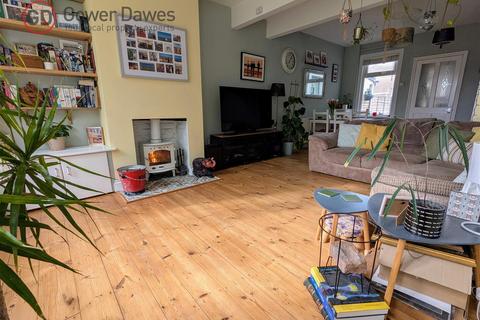 2 bedroom terraced house for sale, Malvern Road, Grays