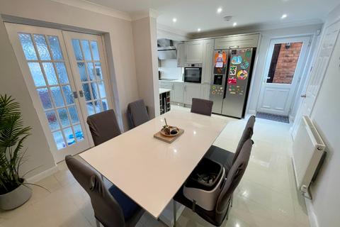 39 Copthorne, Luton, LU2 8RL