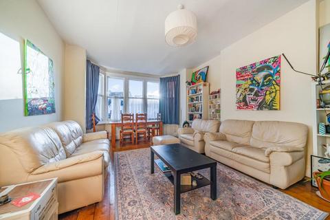 3 bedroom flat for sale, Church Crescent,  Finchley,  N3