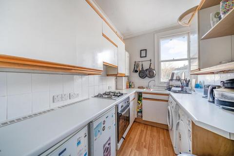 3 bedroom flat for sale, Church Crescent,  Finchley,  N3