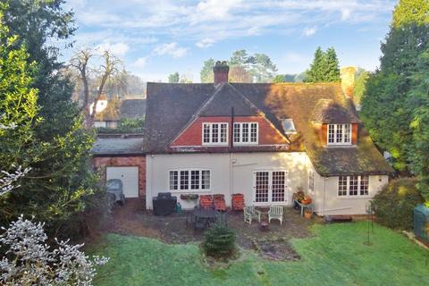 4 bedroom detached house for sale, Moreton Paddox, Moreton Morrell, Warwick