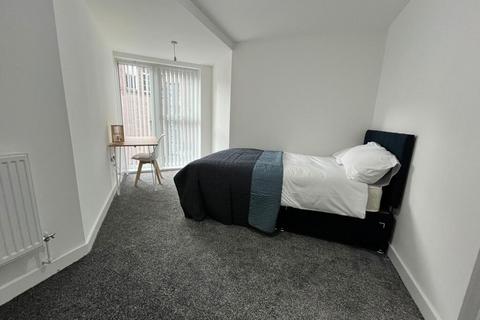 9 bedroom house to rent, Camden Street, Liverpool L3