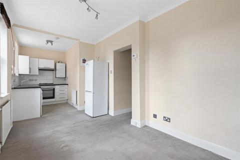 1 bedroom flat for sale, Holmesdale Road, London