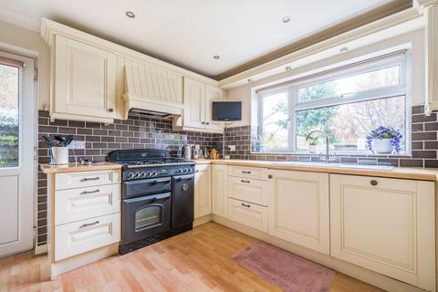 4 bedroom detached house for sale, Kimbers, Petersfield, GU32