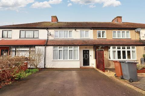 3 bedroom terraced house for sale, Shenley Road, Borehamwood