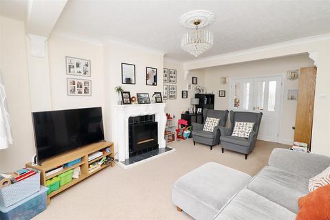 3 bedroom terraced house for sale, Shenley Road, Borehamwood