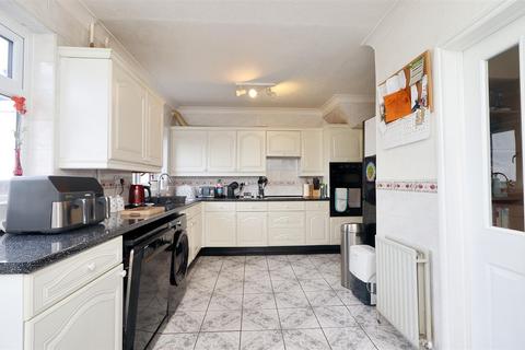 3 bedroom terraced house for sale, Shenley Road, Borehamwood