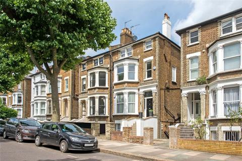 4 bedroom flat for sale, Fordwych Road, London