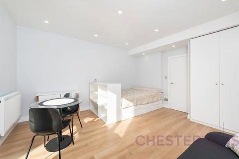 Studio to rent, Tasker House, Wallwood Street, London