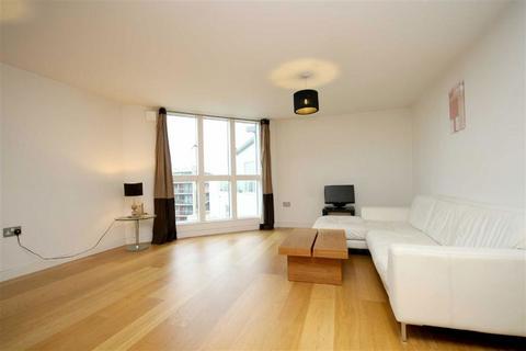 2 bedroom flat to rent, Water Gardens Square, London SE16