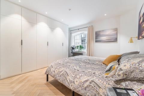 2 bedroom flat for sale, Cardamom Building, 31 Shad Thames, London