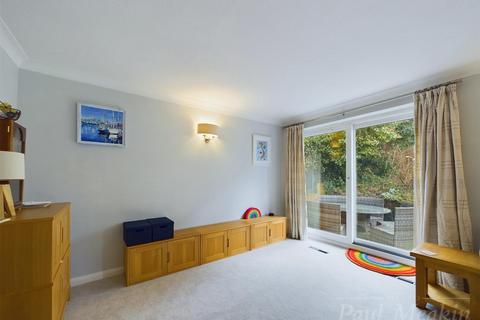 124 Ridge Langley, South Croydon, CR2 0AS