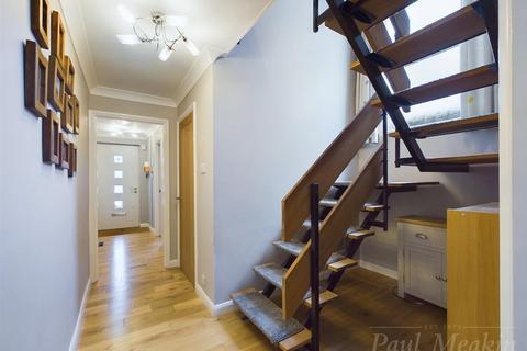 124 Ridge Langley, South Croydon, CR2 0AS