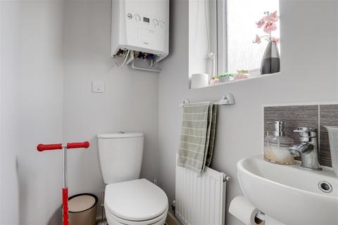 38 Arkwright Walk, The Meadows, Nottingham, NG2 2HW