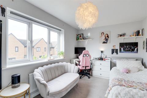 38 Arkwright Walk, The Meadows, Nottingham, NG2 2HW