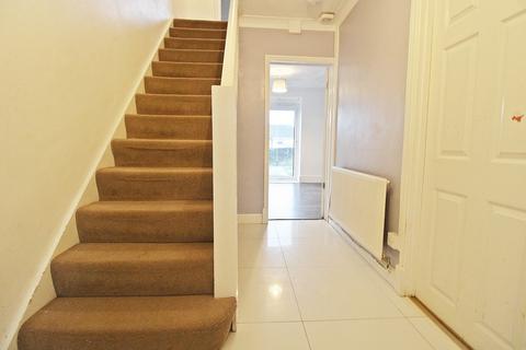24 Manley Close, Tonyrefail, Porth, CF39 8NS