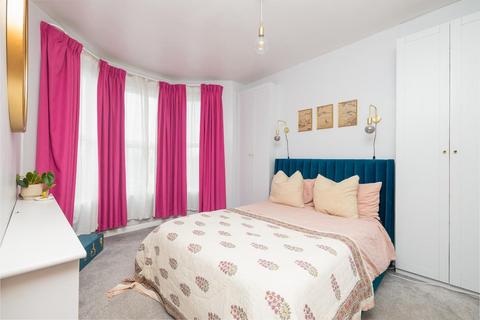 17 Gerrish Avenue, Whitehall, Bristol, BS5 9DG