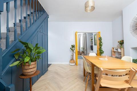 17 Gerrish Avenue, Whitehall, Bristol, BS5 9DG