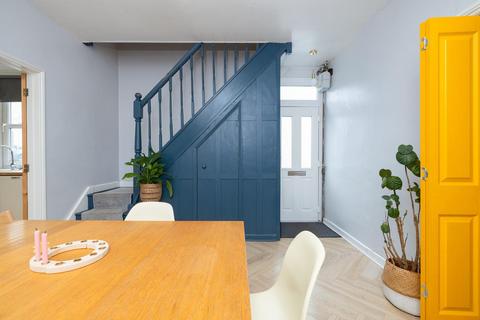 17 Gerrish Avenue, Whitehall, Bristol, BS5 9DG