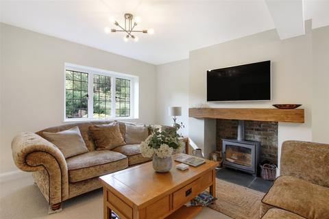 Woodside Pear Tree Lane, Shorne, Gravesend, DA12 3JT