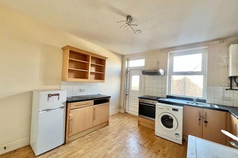 3 bedroom terraced house for sale, Smithies Lane, Barnsley, S71 1QW