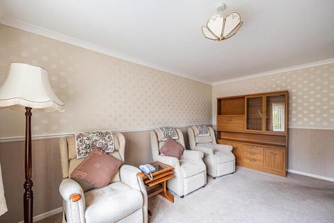 1 bedroom bungalow for sale, Henley on Thames,  Oxfordshire,  RG9