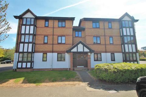 2 bedroom flat to rent, Frobisher Road, Erith, Kent, DA8 2PU