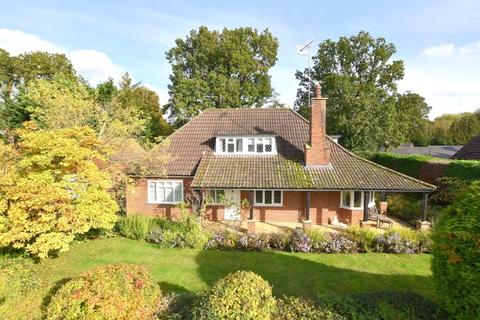 3 bedroom detached house for sale, Woodstock, West Clandon, Guildford