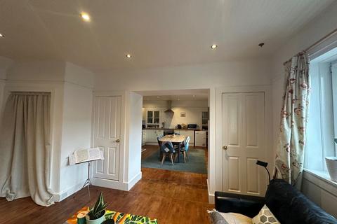 2 bedroom apartment to rent, Peebles EH45