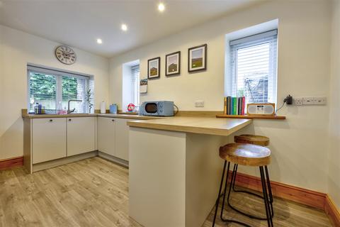 Dawson Cottage Burton Road, Lower Bentham, Lancaster, LA2 7EB