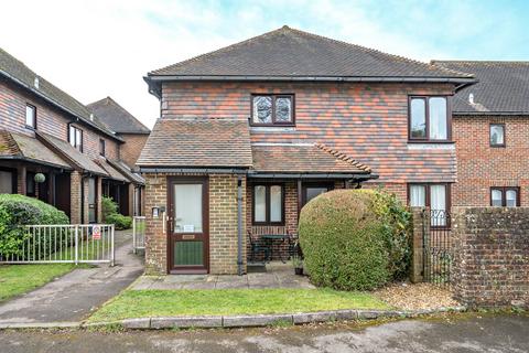 2 bedroom flat for sale, White Horse Court, Storrington, Pulborough, West Sussex, RH20