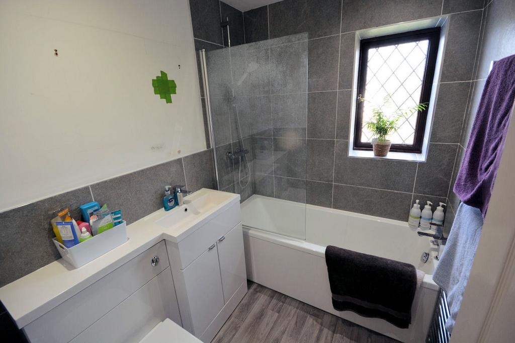 Family bathroom
