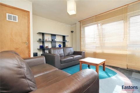 35, Alnod Broad Walk, Epsom, KT18 5TR