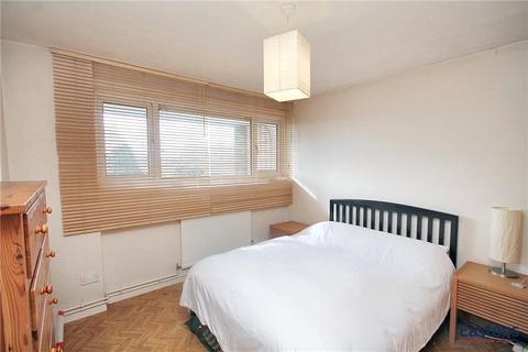 35, Alnod Broad Walk, Epsom, KT18 5TR