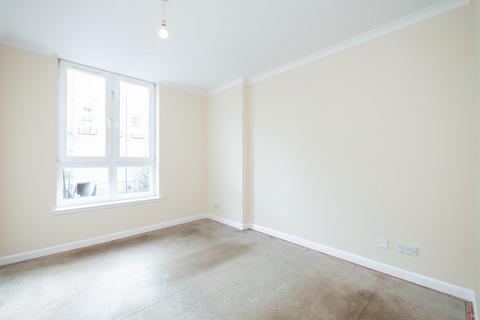 28/6 Fettes Row, Edinburgh, EH3 6RL