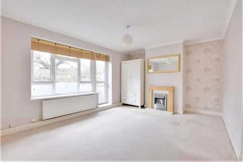 2 bedroom flat to rent, Beaconsfield Close, London