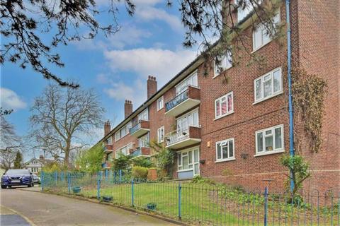 2 bedroom flat to rent, Beaconsfield Close, London