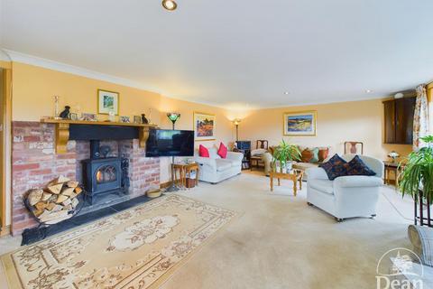 4 bedroom detached house for sale, Symonds Yat Rock