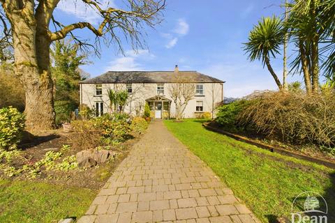 4 bedroom detached house for sale, Symonds Yat Rock