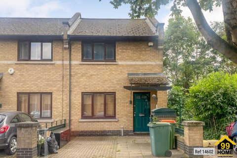 3 bedroom end of terrace house for sale, Hanover Avenue, London, Greater E16