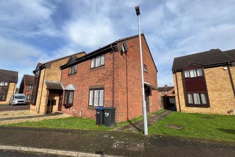 2 bedroom end of terrace house to rent, Baronson Gardens, Abington, Northampton, NN1 4NZ