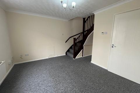 2 bedroom end of terrace house to rent, Baronson Gardens, Abington, Northampton, NN1 4NZ