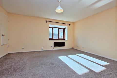 2 bedroom maisonette for sale, Lion Court, Borehamwood