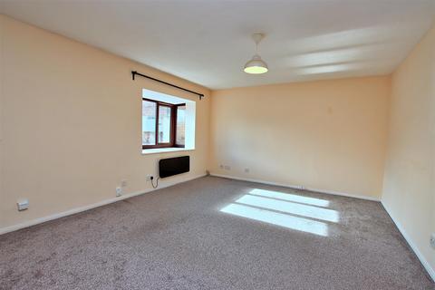 2 bedroom maisonette for sale, Lion Court, Borehamwood