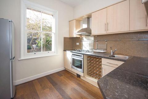 1 bedroom flat to rent, Sutherland House, Queenstown Road SW8