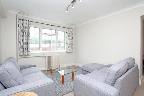 2 bedroom flat for sale, Stamford Court , Hammersmith W6