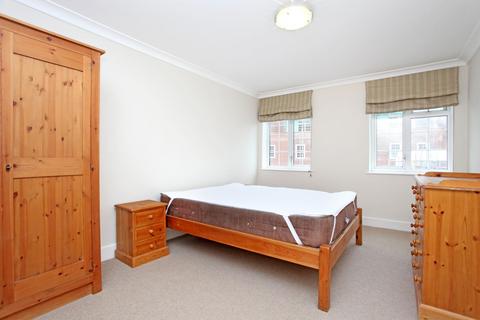 2 bedroom flat for sale, Stamford Court , Hammersmith W6