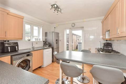 3 bedroom end of terrace house for sale, Fir Tree Walk, Dagenham, Essex