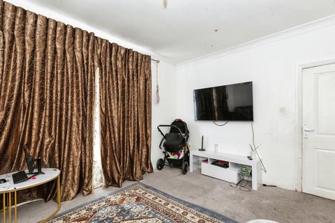 3 bedroom detached house for sale, Great West Road, Hounslow TW5