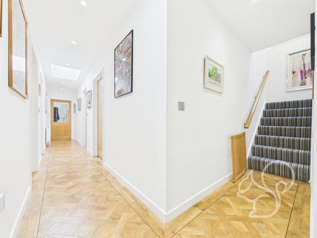 Hall to kitchen
